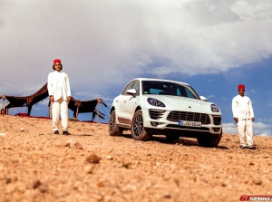 Ngắm Porsche Macan chinh phục vùng đất của gió và cát