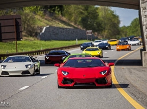 56 siêu xe Lamborghini quần tụ tại sự kiện Best of BullFest 2014