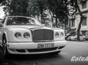 Hàng hiếm Bentley Arnage R Mulliner tại Việt Nam