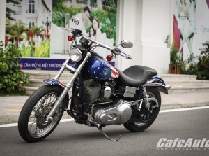 Ngắm “hàng thửa” Harley Super Glide 100th trên đường phố Hà Nội