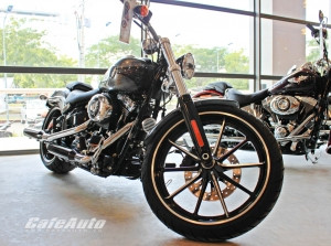 “Mũi tên bạc” Harley Davidson Breakout 2014 tại Sài Gòn