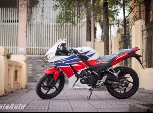Cận cảnh Honda CBR150 2015 vừa được nhập về Hà Nội