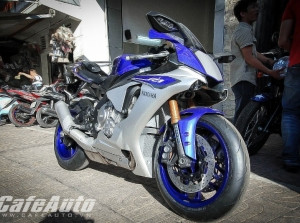 Siêu motor Yamaha YZF-R1 chính thức cập bến Việt Nam