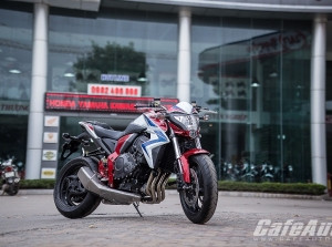 Diện kiến Honda CB1000R 2015 đầu tiên tại Hà Nội
